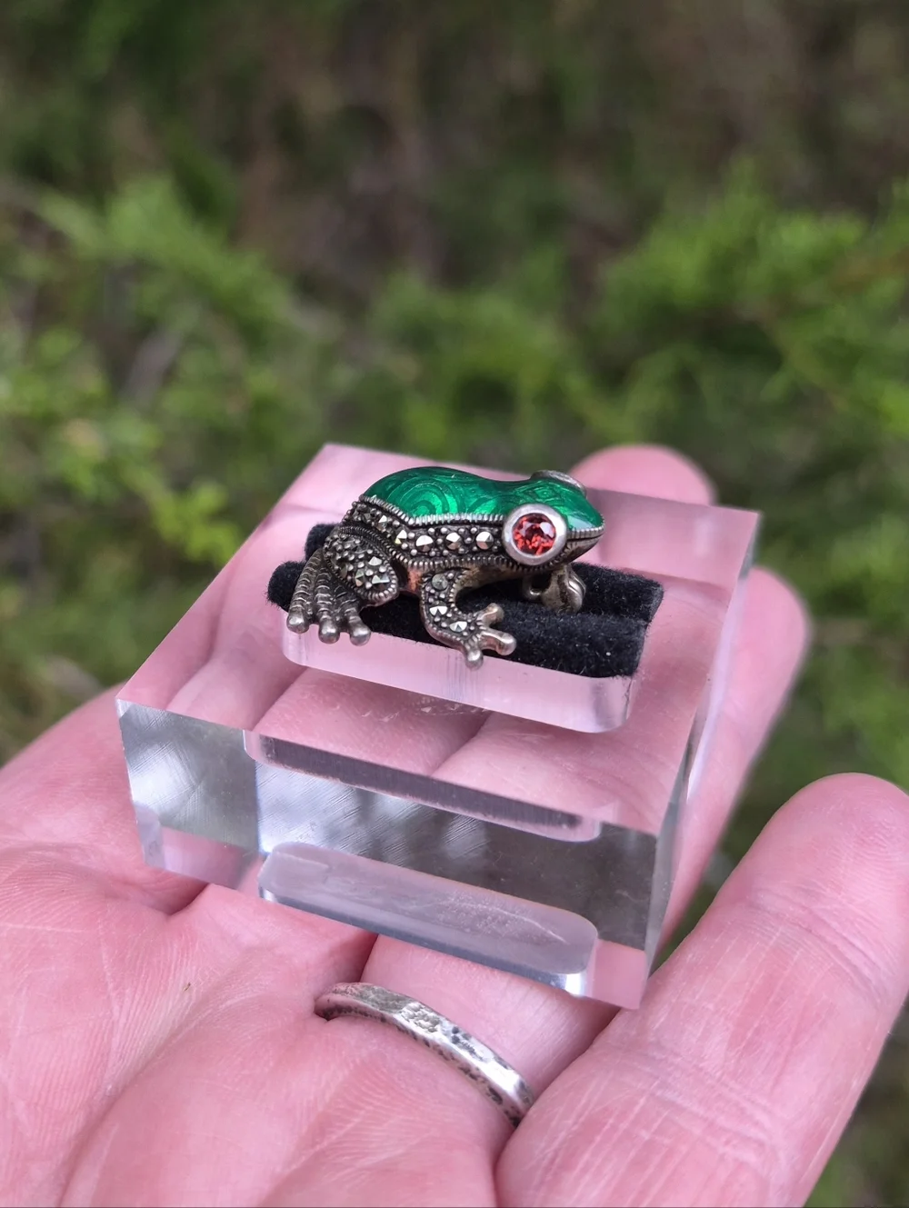 Vintage Sterling Silver 925 Guilloche Enamel Garnet Marcasite Frog Brooch Pin - Picture 7 of 10